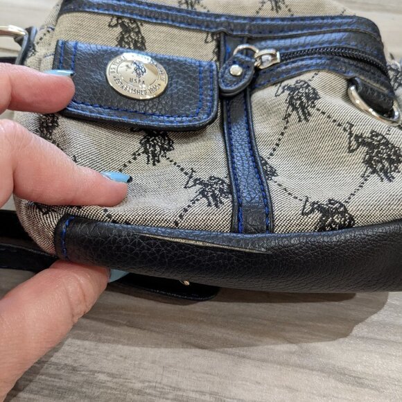 U.S Polo Assn. Logo Crossbody Bag - Picture 6 of 6